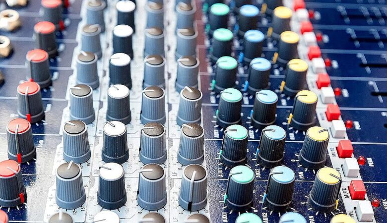 Building a Simple Recording Studio for Beginners